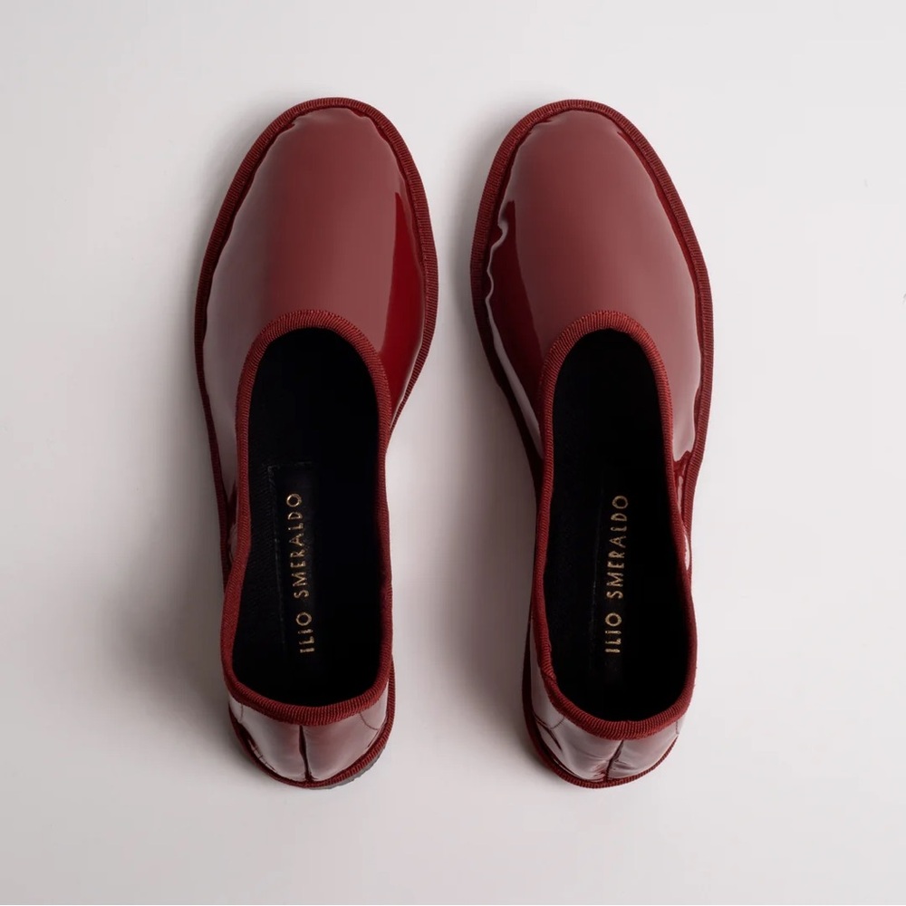 Ilio Smeraldo x Maria de la Orden Red Patent Leather Loafers Flats 40